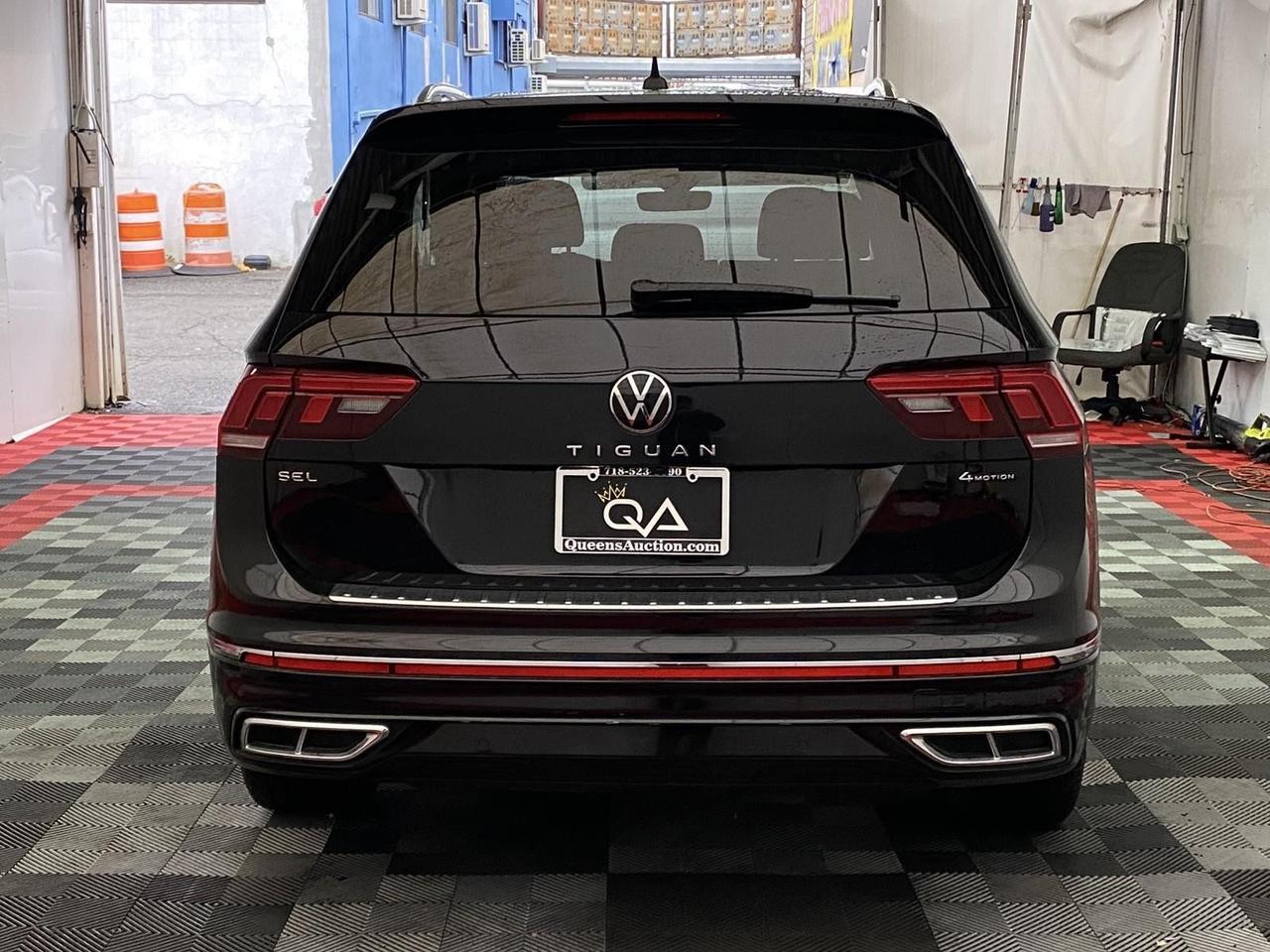 2022 Volkswagen Tiguan SEL Premium R-Line photo 3