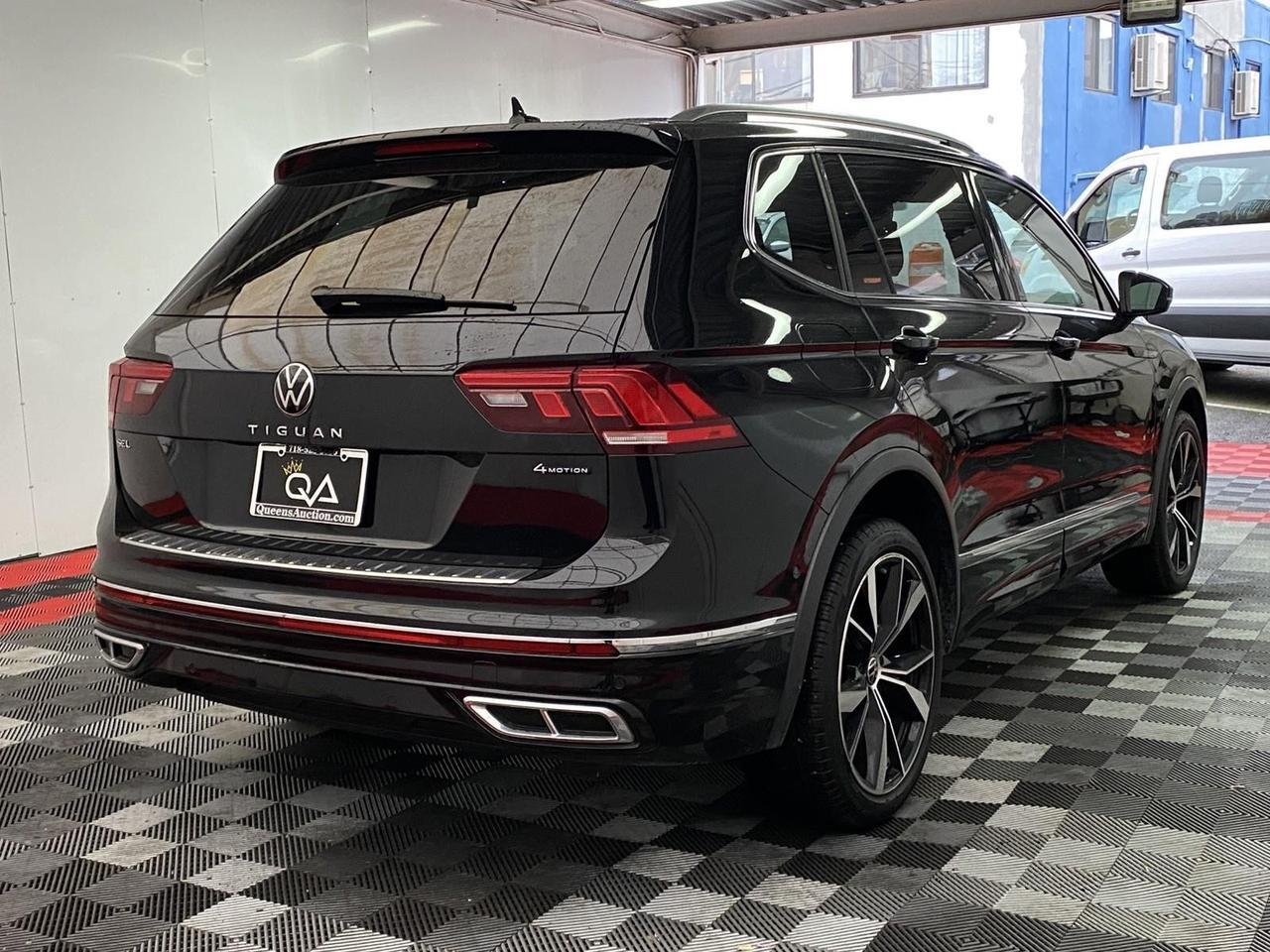 2022 Volkswagen Tiguan SEL Premium R-Line photo 4