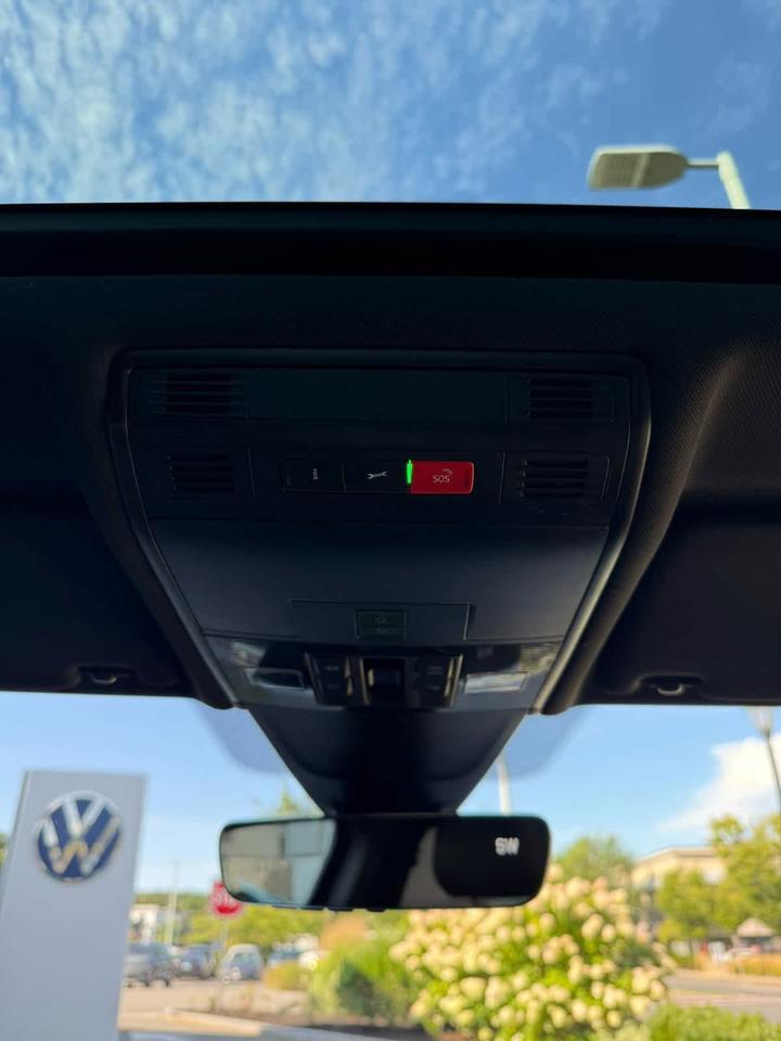 2022 Volkswagen Tiguan SEL R-Line Wellesley MA