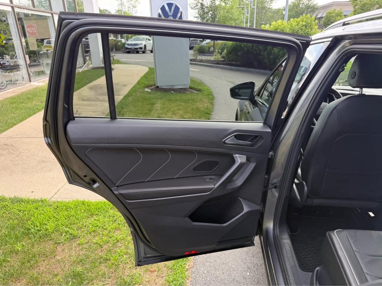 2022 Volkswagen Tiguan SEL R-Line Wellesley MA