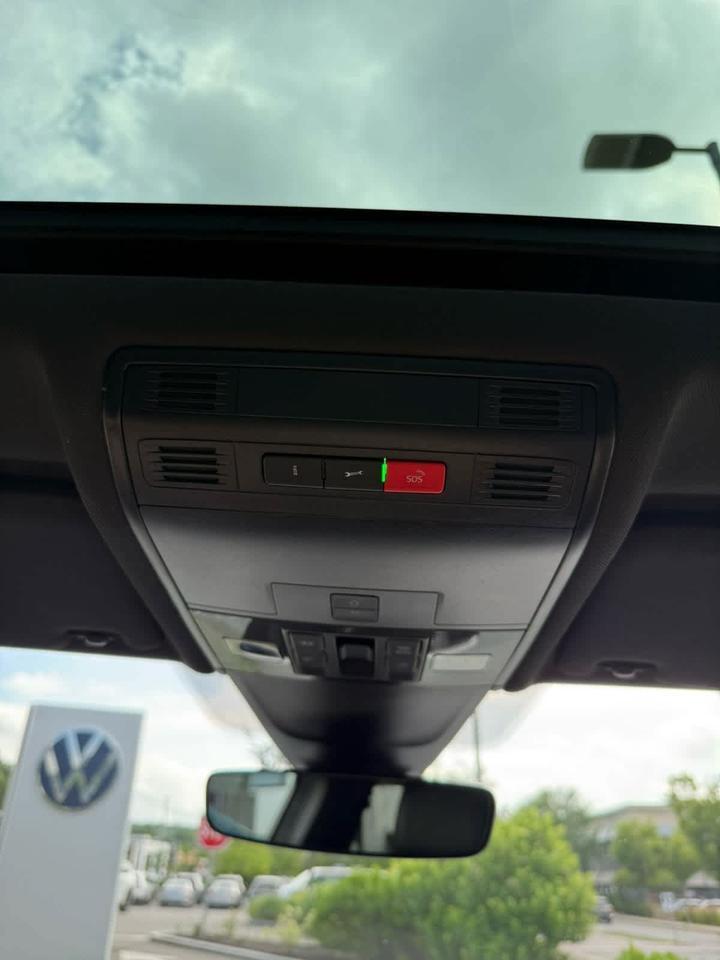 2022 Volkswagen Tiguan SEL R-Line Wellesley MA