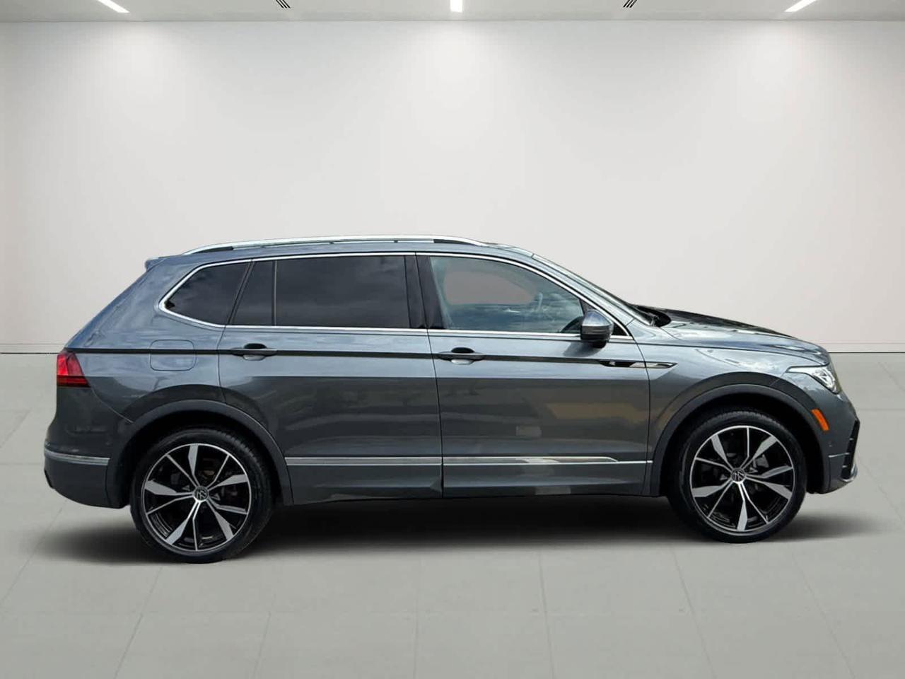 2022 Volkswagen Tiguan SEL R-Line Wellesley MA