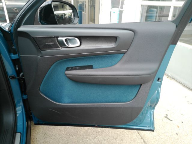 2022 Volvo C40 Recharge Pure Electric P8 Ultimate Plano TX