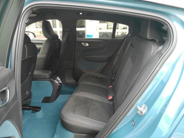 2022 Volvo C40 Recharge Pure Electric P8 Ultimate Plano TX