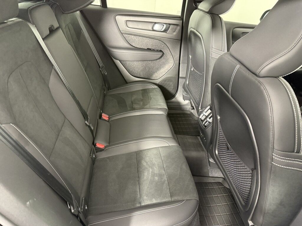 2022 Volvo C40 Recharge Pure Electric P8 eAWD Ultimate Maumee OH