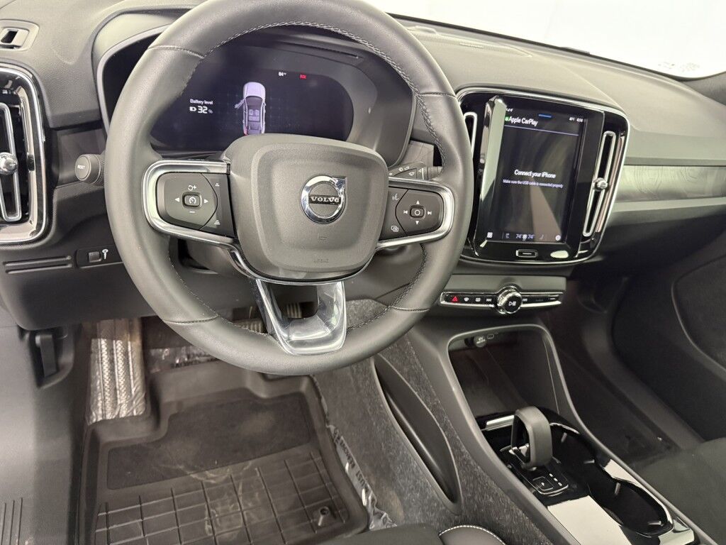 2022 Volvo C40 Recharge Pure Electric P8 eAWD Ultimate Maumee OH