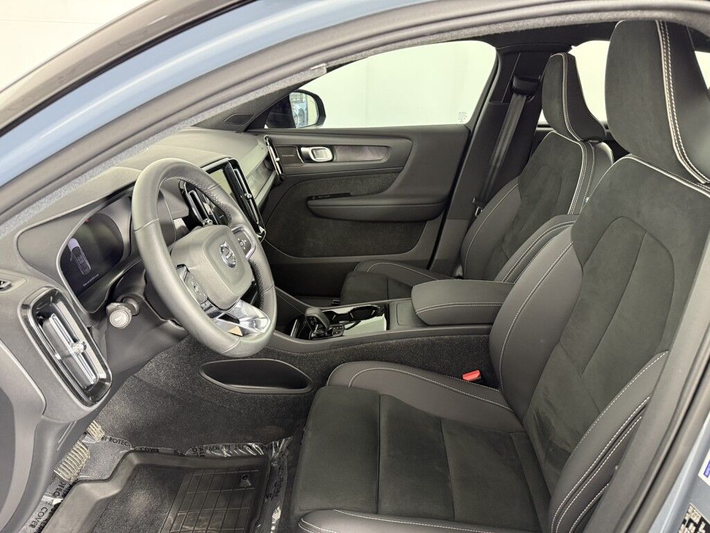2022 Volvo C40 Recharge Pure Electric P8 eAWD Ultimate Maumee OH