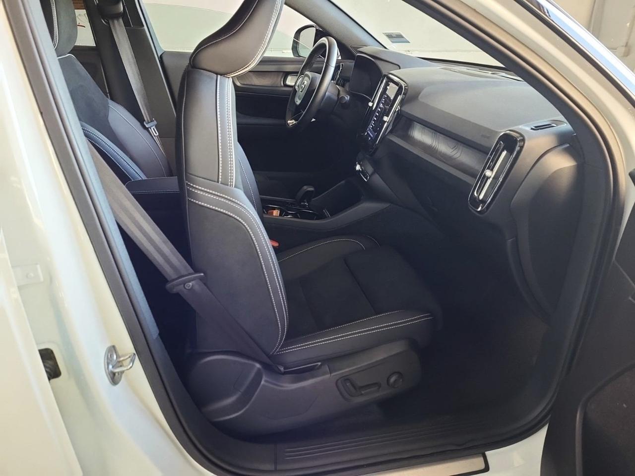 2022 Volvo C40 Recharge Pure Electric Ultimate Adaptive Cruise Surround View Camera Portland OR