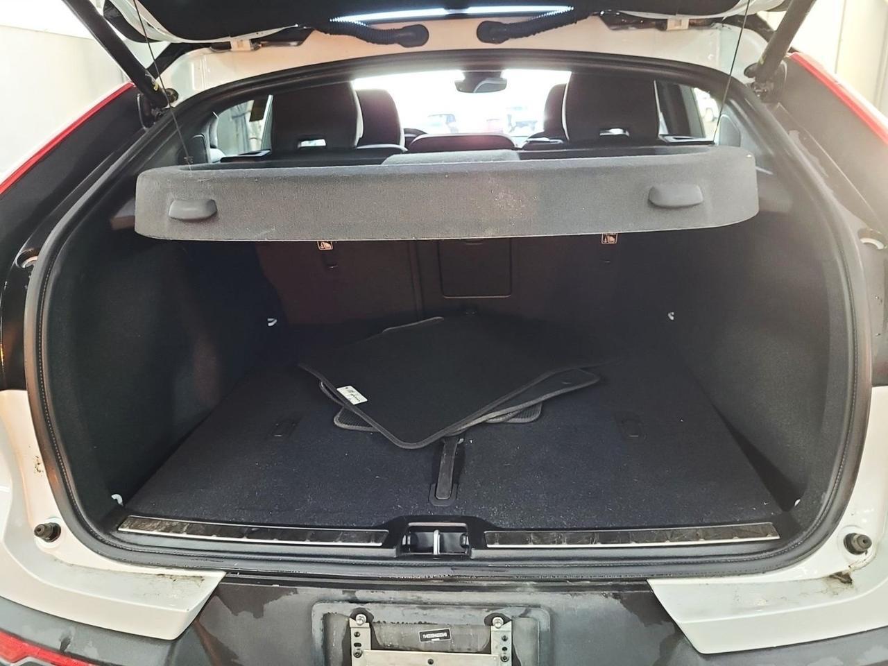 2022 Volvo C40 Recharge Pure Electric Ultimate Adaptive Cruise Surround View Camera Portland OR