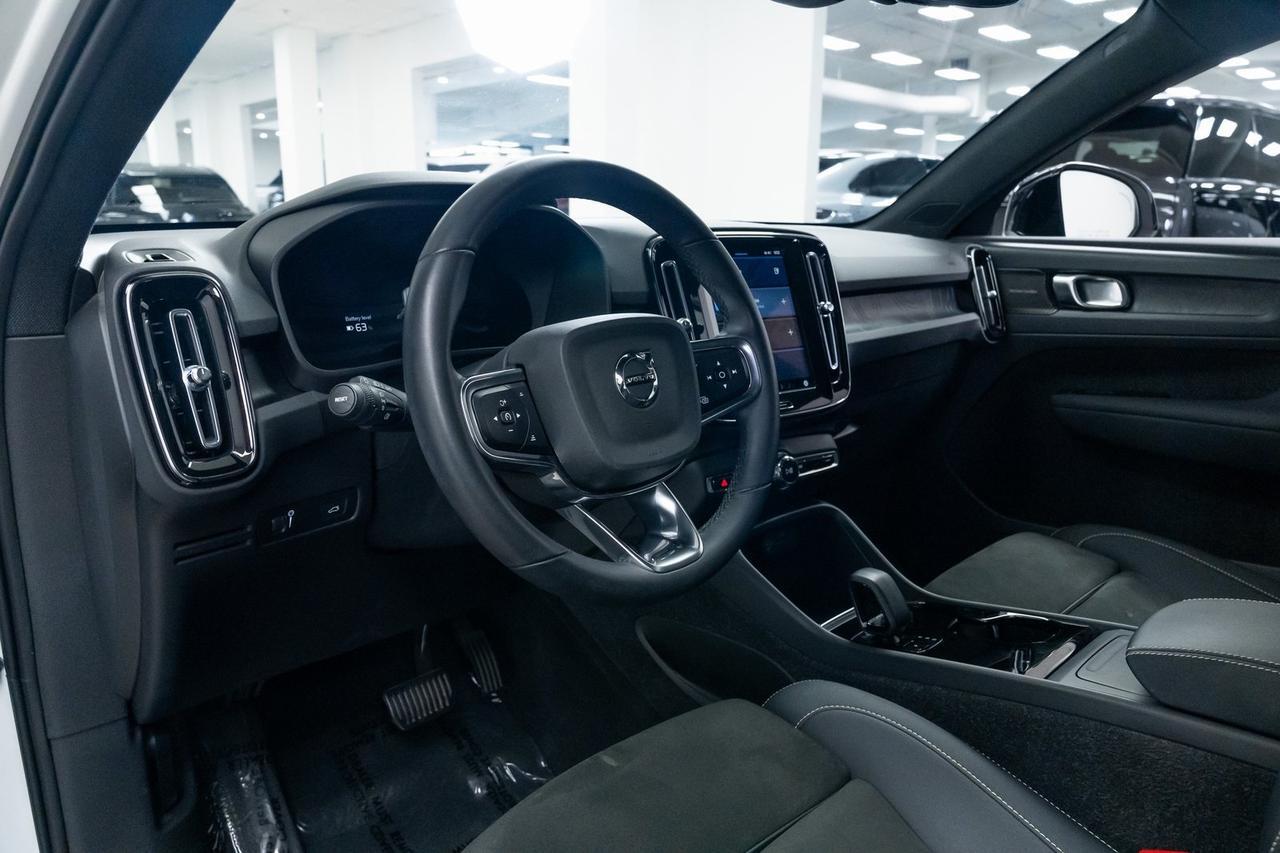 2022 Volvo C40 Recharge Pure Electric Ultimate Heated Seats Adaptive Cruise Surround View Camera Portland OR