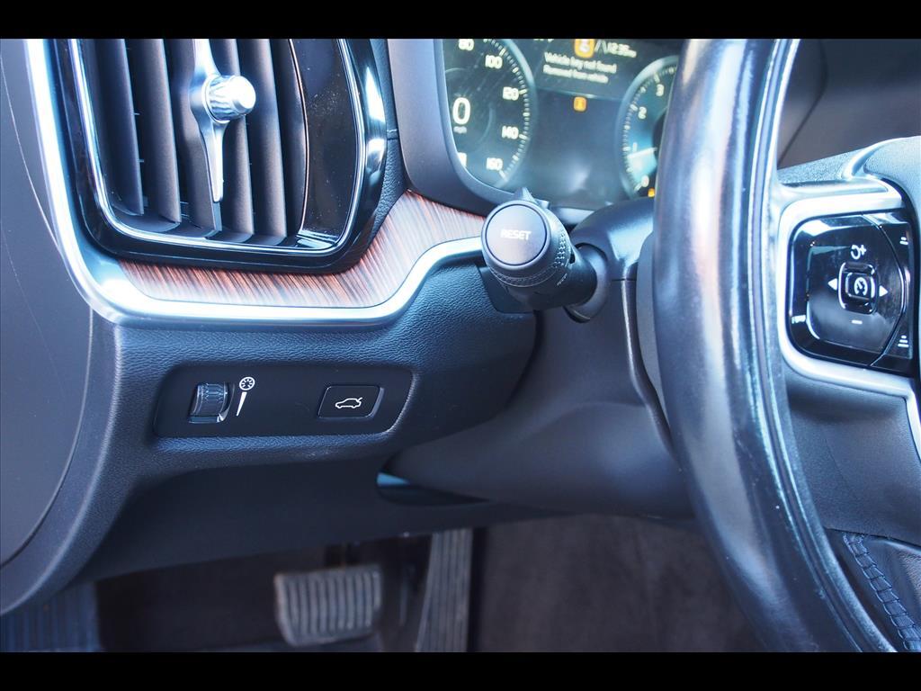 2022 Volvo S60 B5 Inscription