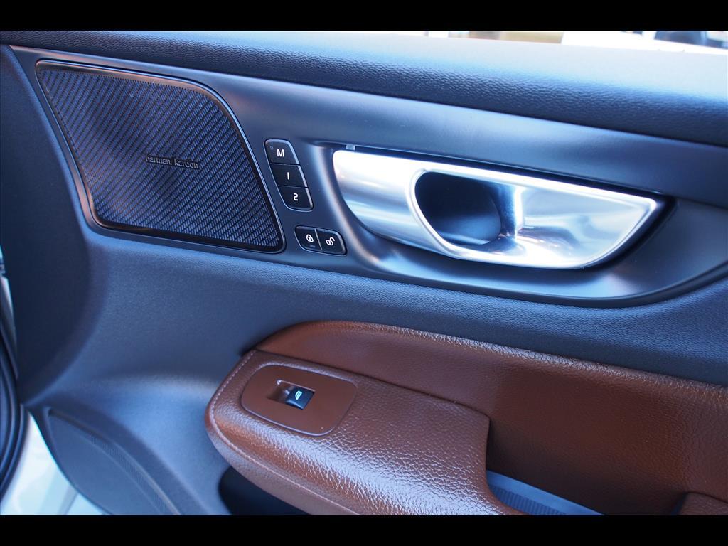 2022 Volvo S60 B5 Inscription