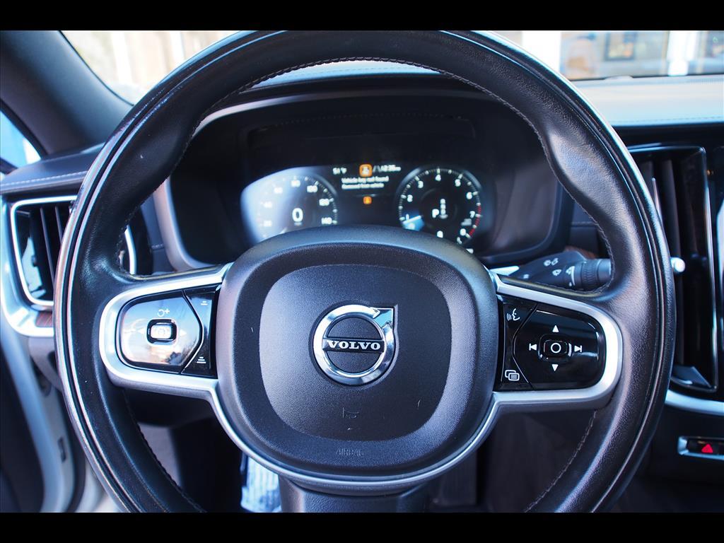 2022 Volvo S60 B5 Inscription