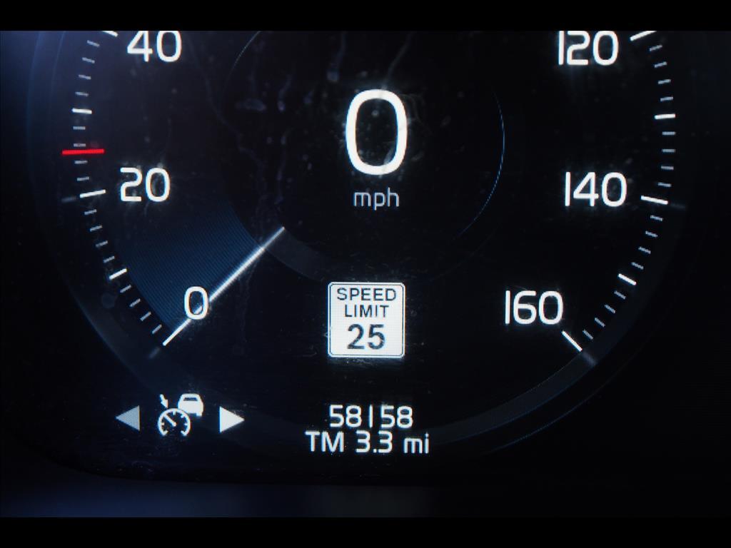 2022 Volvo S60 B5 Inscription