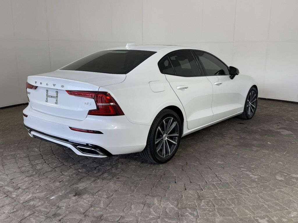 2022 Volvo S60 B5 Inscription Maumee OH