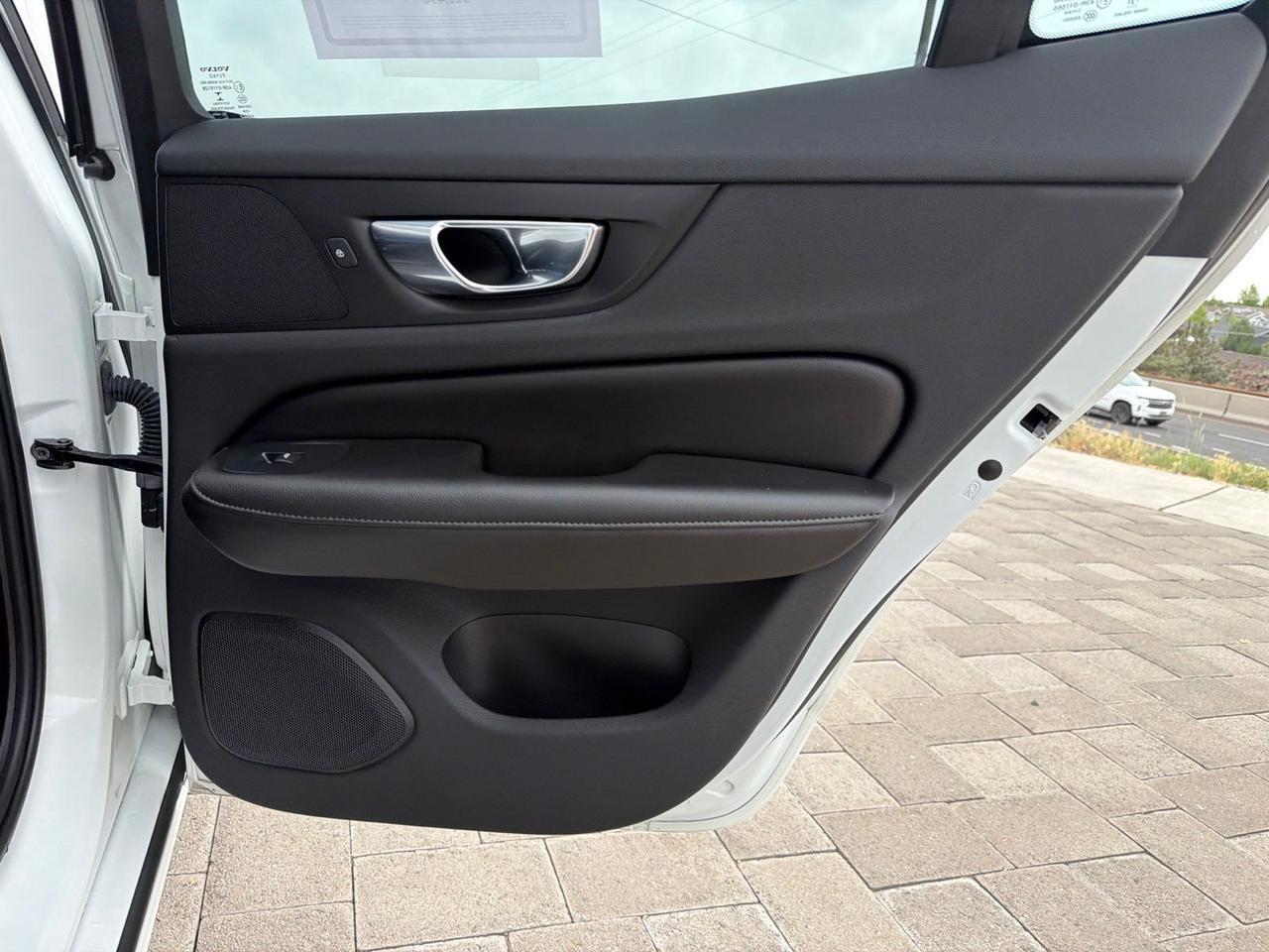 2022 Volvo S60 B5 Momentum Bend OR