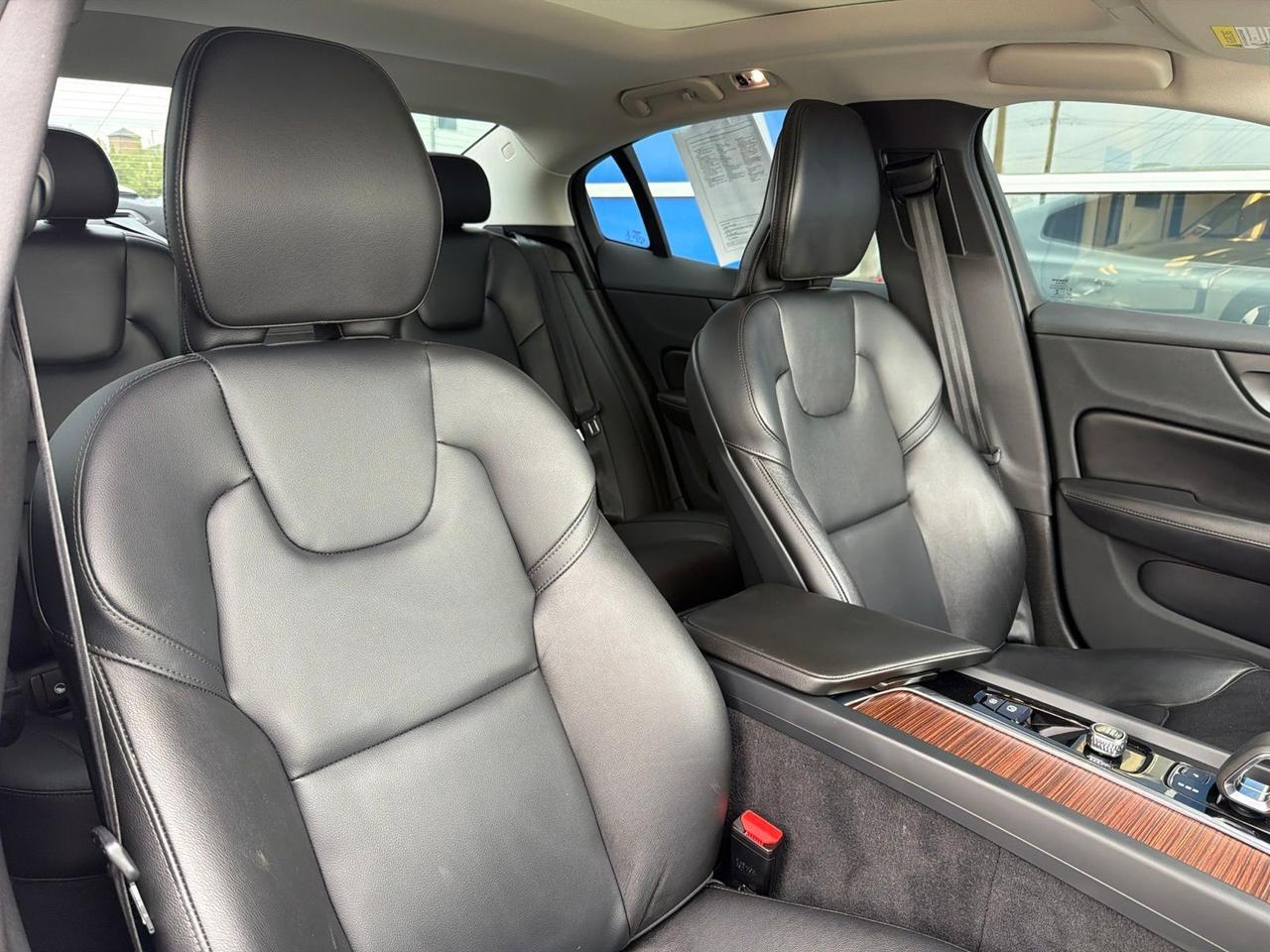 2022 Volvo S60 B5 Momentum Bend OR