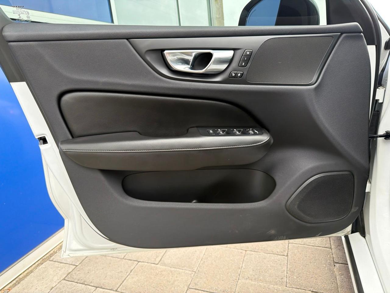 2022 Volvo S60 B5 Momentum Bend OR