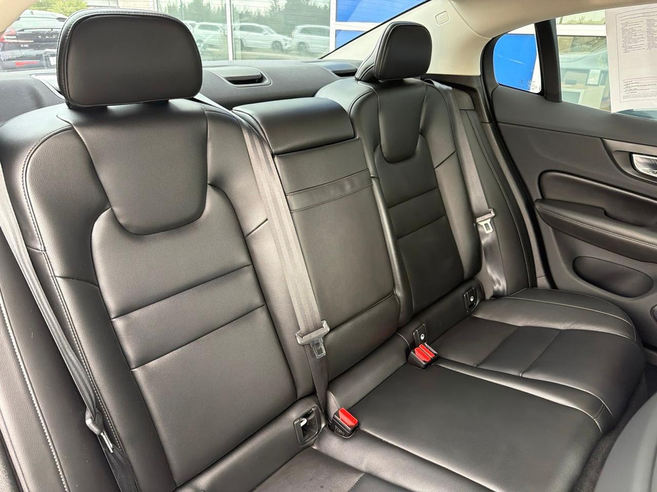 2022 Volvo S60 B5 Momentum Bend OR