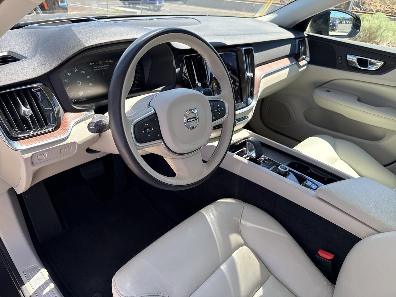2022 Volvo S60 B5 Momentum Bend OR
