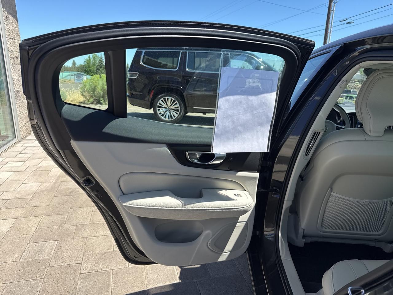 2022 Volvo S60 B5 Momentum Bend OR