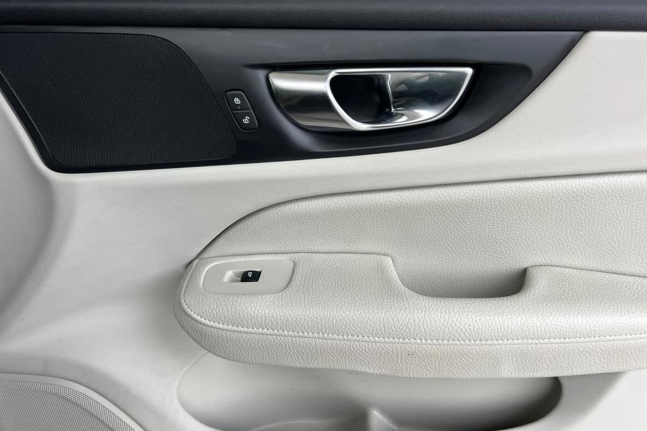 2022 Volvo S60 Momentum Roseville CA