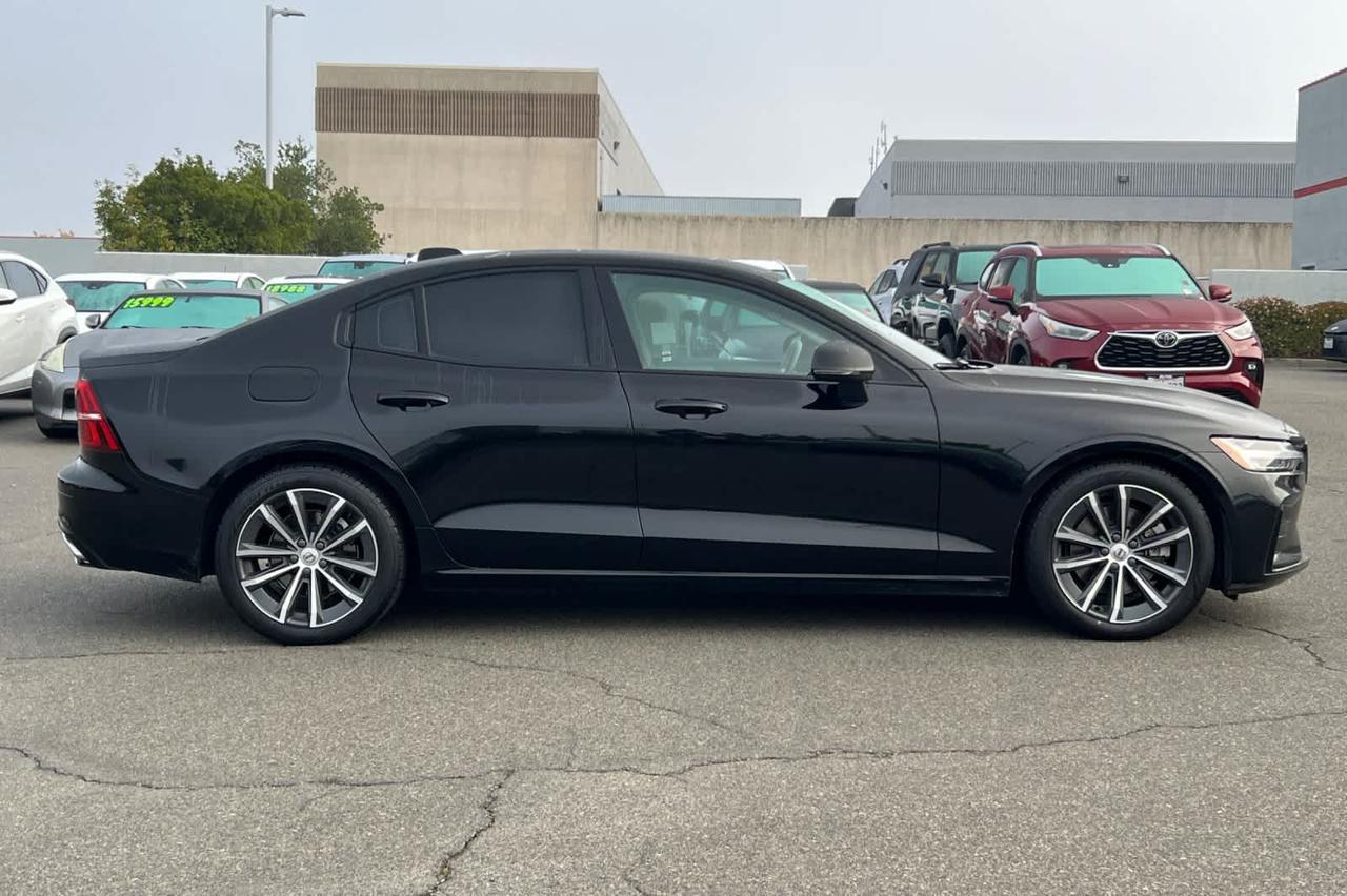2022 Volvo S60 Momentum Roseville CA