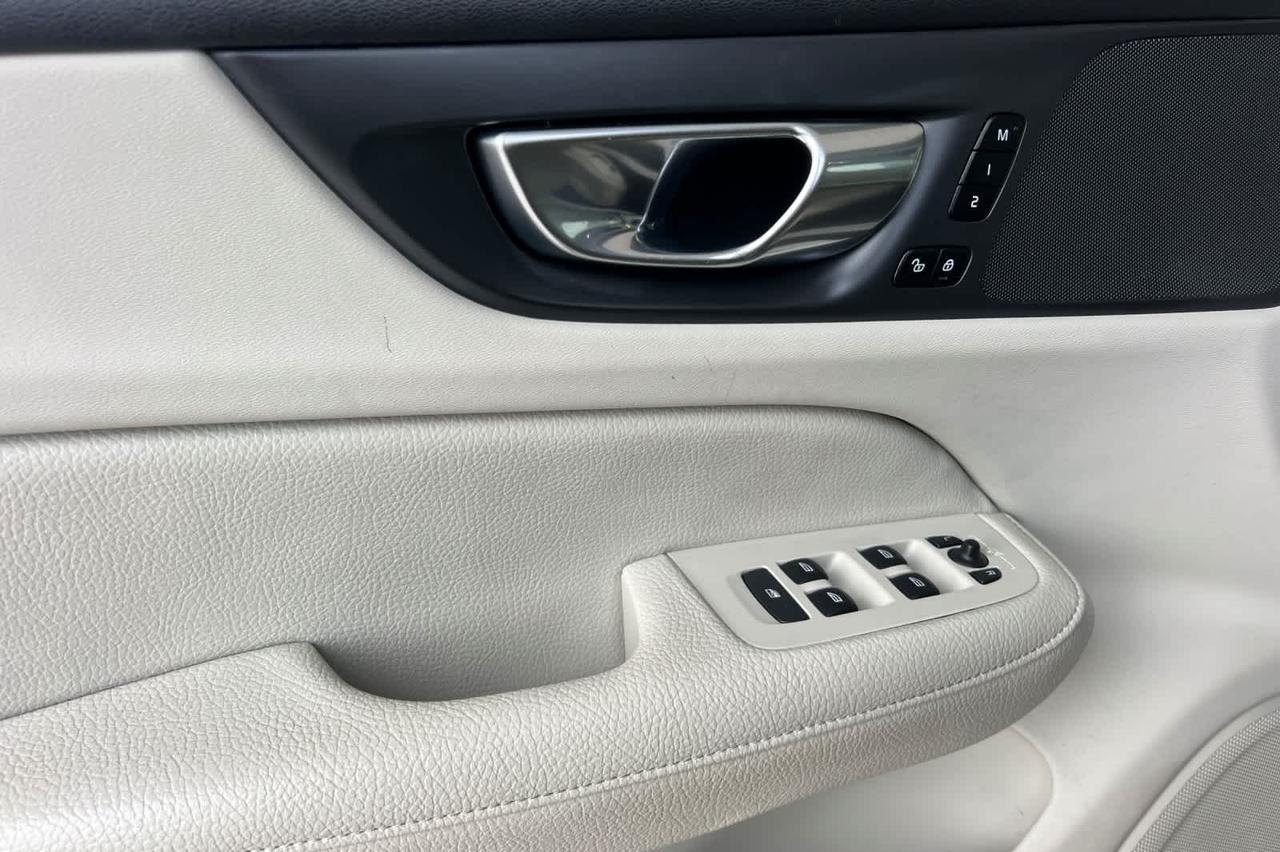 2022 Volvo S60 Momentum Roseville CA