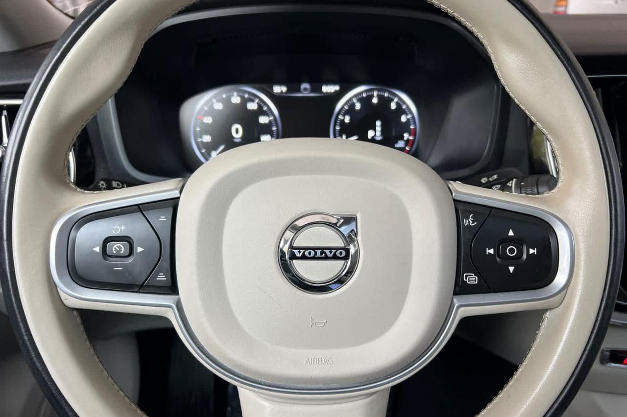 2022 Volvo S60 Momentum Roseville CA