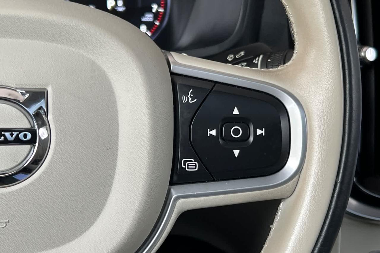 2022 Volvo S60 Momentum Roseville CA