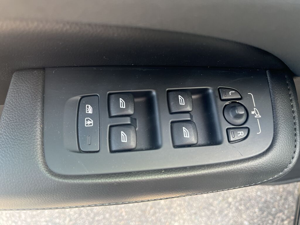 2022 Volvo S60 Momentum Wilmington NC