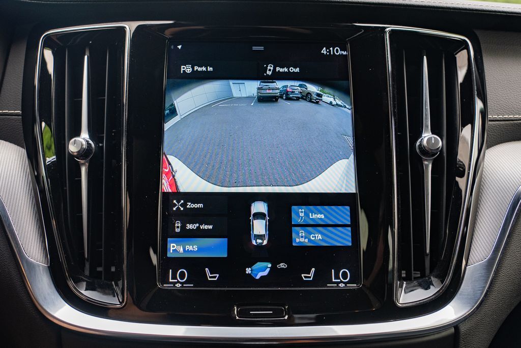 2022 Volvo S60 Recharge Plug-In Hybrid T8 R-Design Beaverton OR