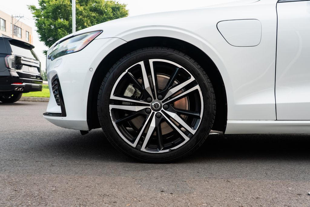 2022 Volvo S60 Recharge Plug-In Hybrid T8 R-Design Beaverton OR