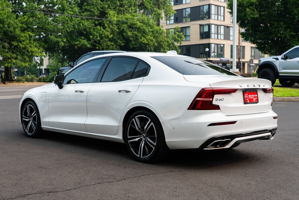 2022 Volvo S60 Recharge Plug-In Hybrid T8 R-Design Beaverton OR