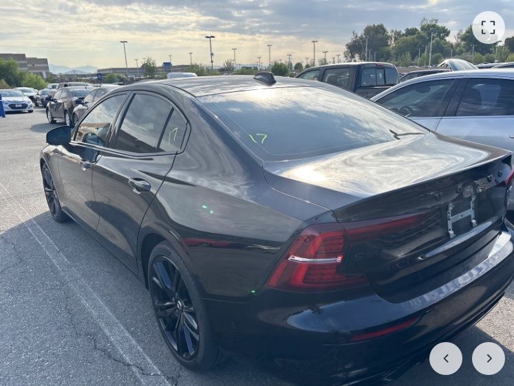 2022 Volvo S60 T6 R-Design OR