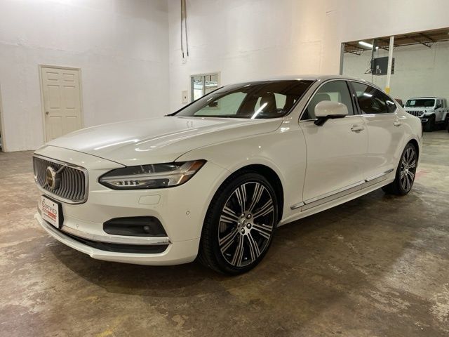 2022 Volvo S90 B6 Inscription