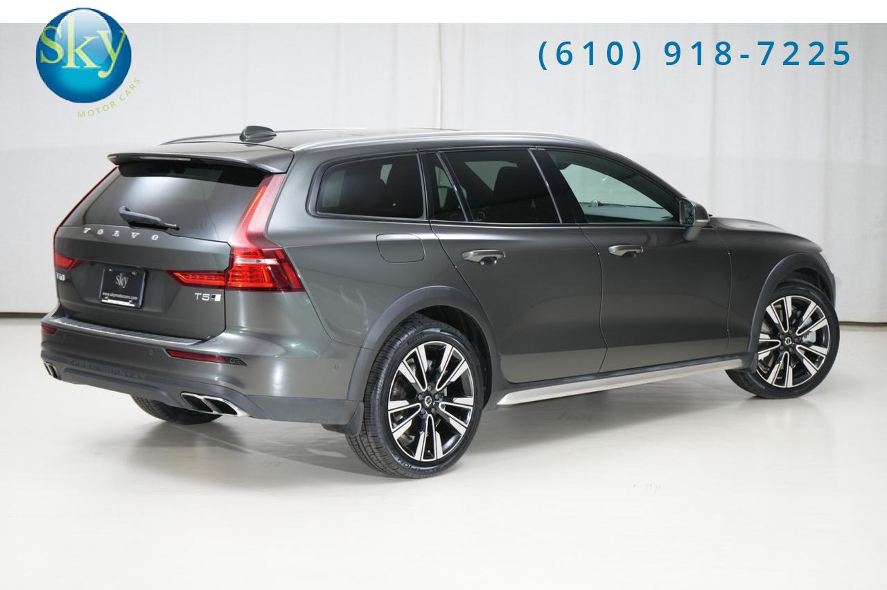 2022 Volvo V60 Cross Country AWD T5 POLESTAR PERFORMANCE West Chester PA