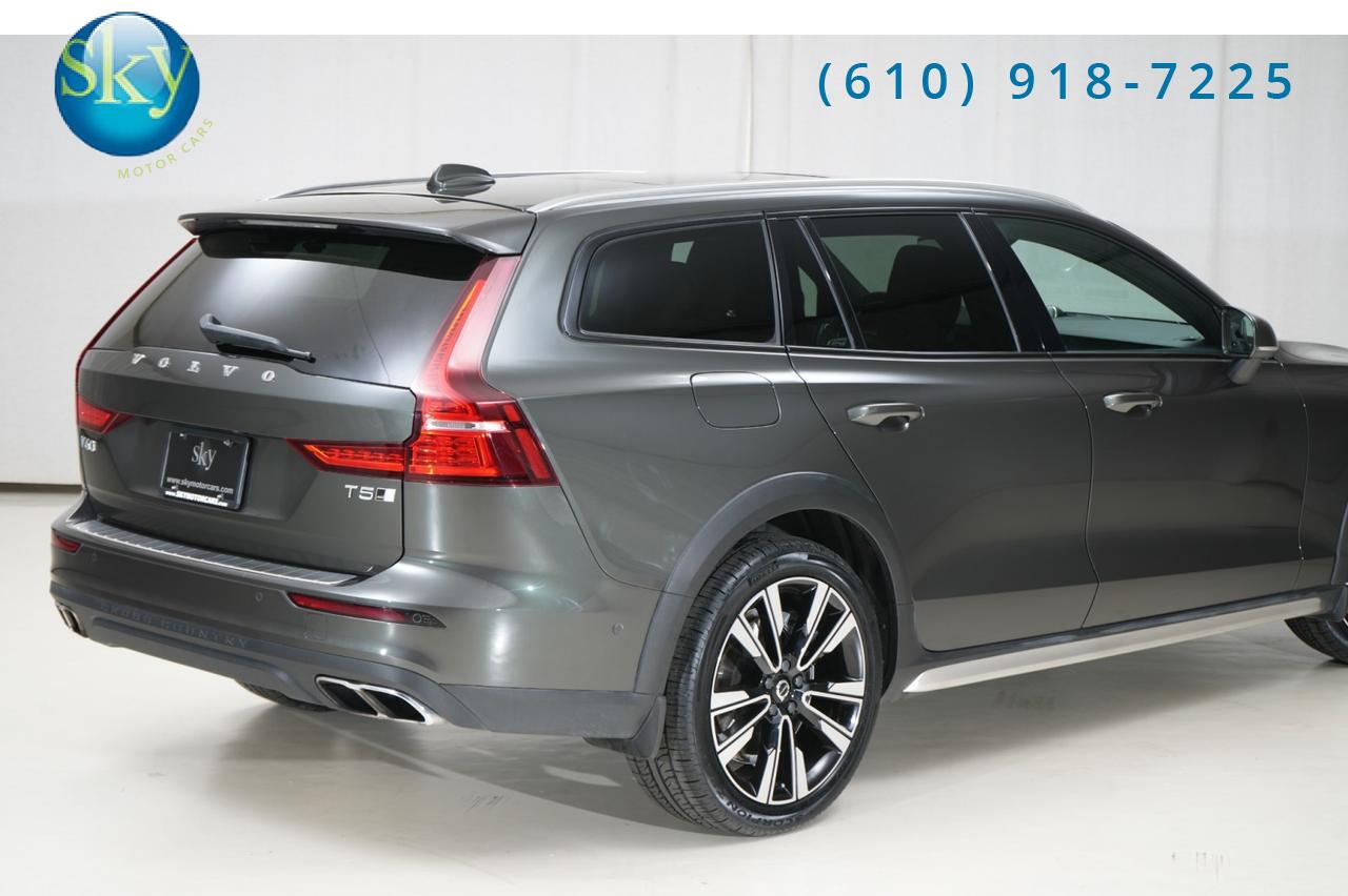 2022 Volvo V60 Cross Country AWD T5 POLESTAR PERFORMANCE West Chester PA