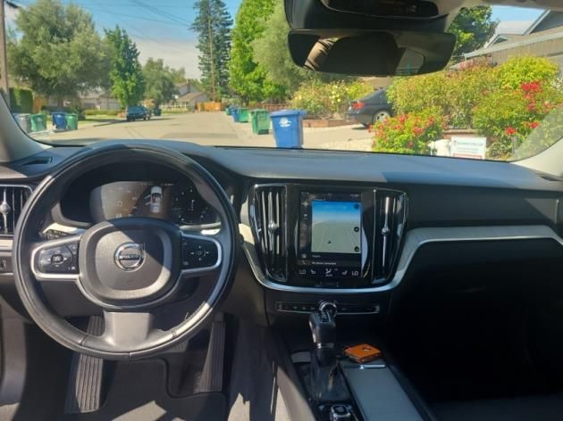 2022 Volvo V60 Cross Country T5 AWD w/Harman Kardon, Pilot Assist, 360 Cam, Head Up Disp, 4 Heated Seats & Wheel Portland OR