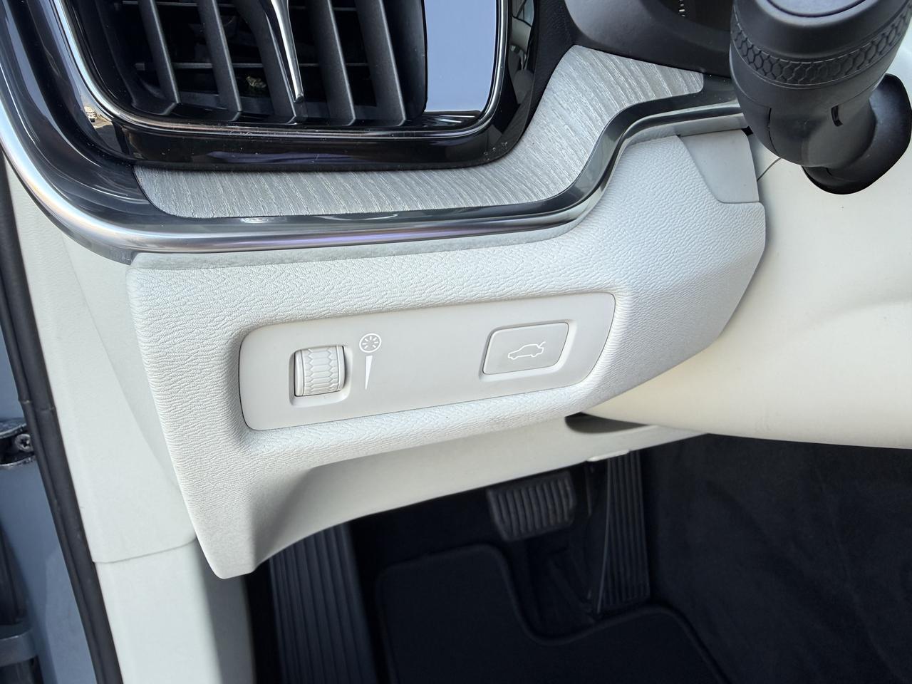 2022 Volvo V60 Cross Country T5 Knoxville TN