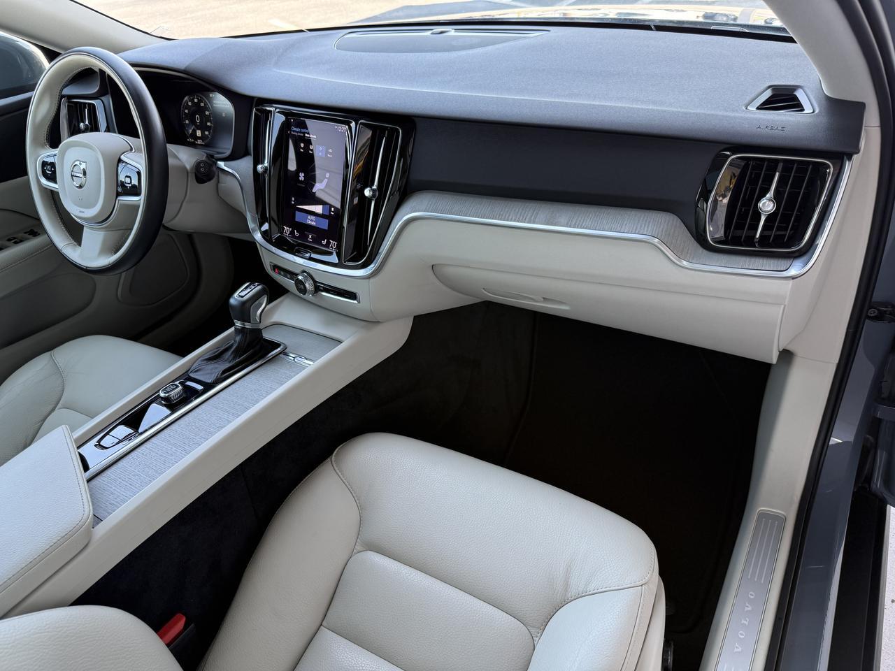 2022 Volvo V60 Cross Country T5 Knoxville TN