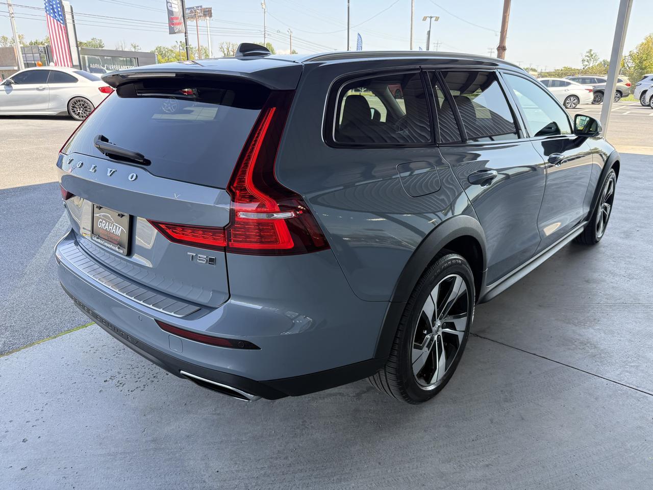 2022 Volvo V60 Cross Country T5 Knoxville TN