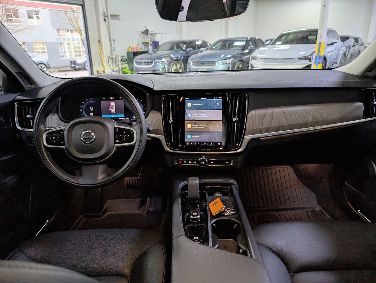 2022 Volvo V90 Cross Country B6 AWD Hybrid w/Harman Kardon, Pilot Assist, 360 Cam, 4 Heated Seats & Wheel Portland OR