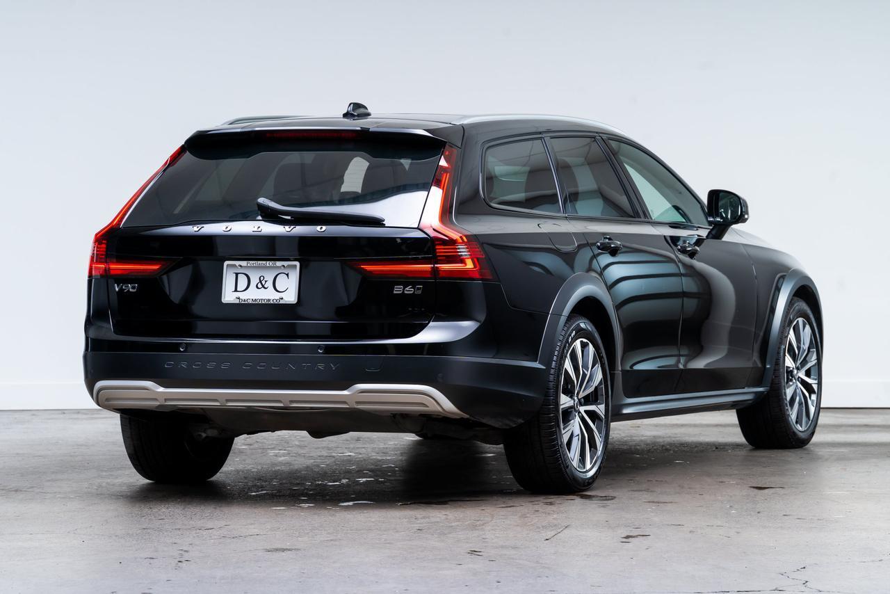 2022 Volvo V90 Cross Country B6 Adaptive Cruise / Steer Assist Portland OR