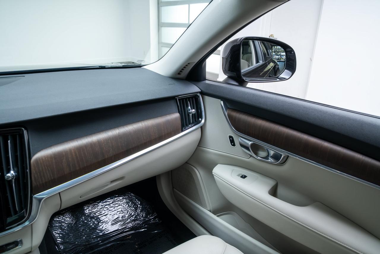 2022 Volvo V90 Cross Country B6 Adaptive Cruise / Steer Assist Portland OR