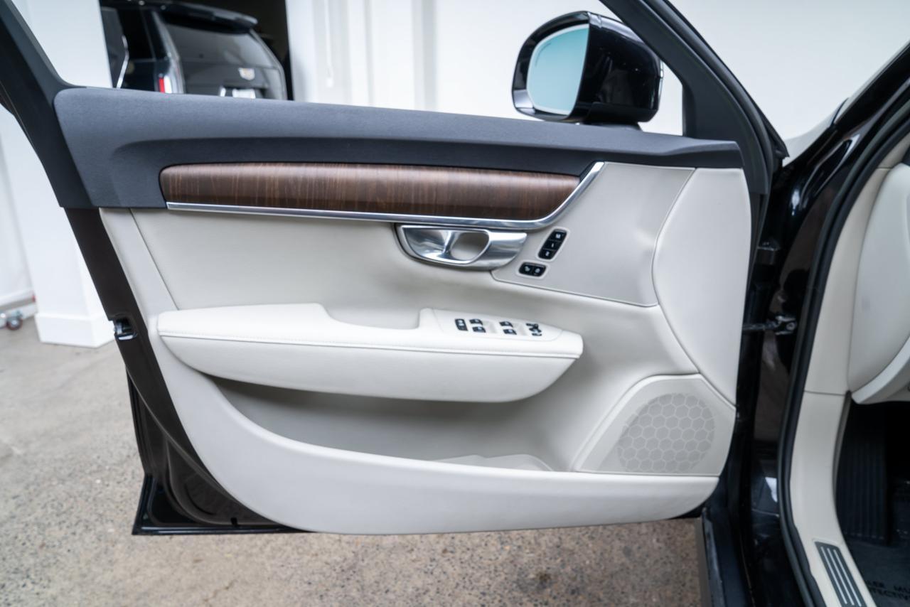 2022 Volvo V90 Cross Country B6 Adaptive Cruise / Steer Assist Portland OR