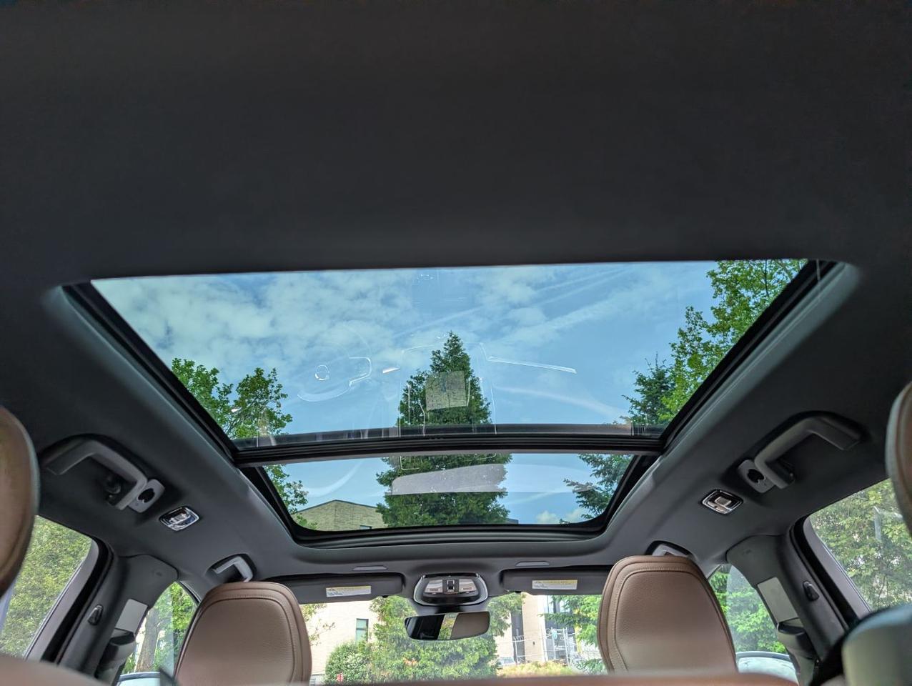 2022 Volvo V90 Cross Country B6 Hybrid AWD | 295hp, High Performance Audio, Pilot Assist * Portland OR