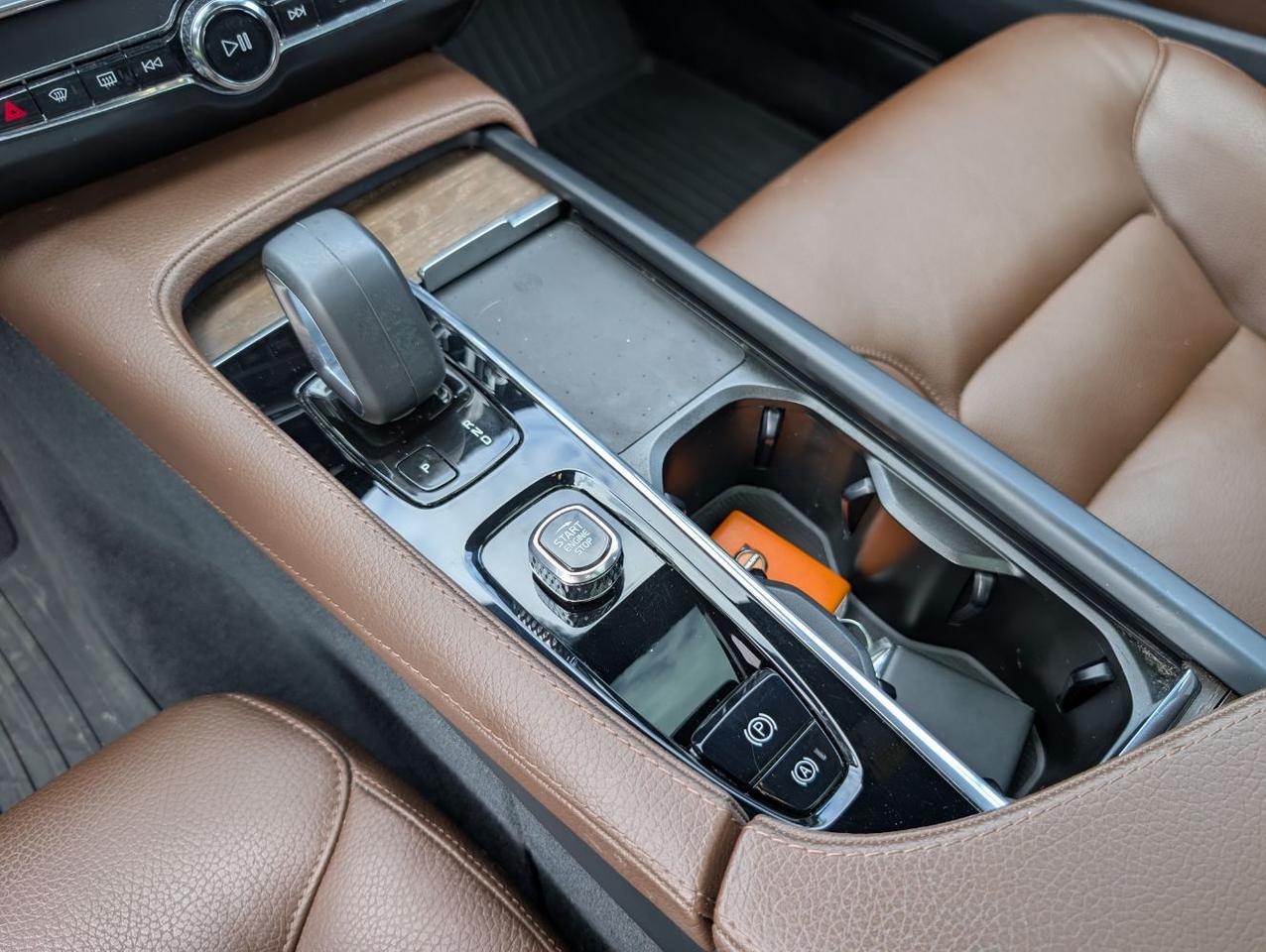 2022 Volvo V90 Cross Country B6 Hybrid AWD | 295hp, High Performance Audio, Pilot Assist * Portland OR