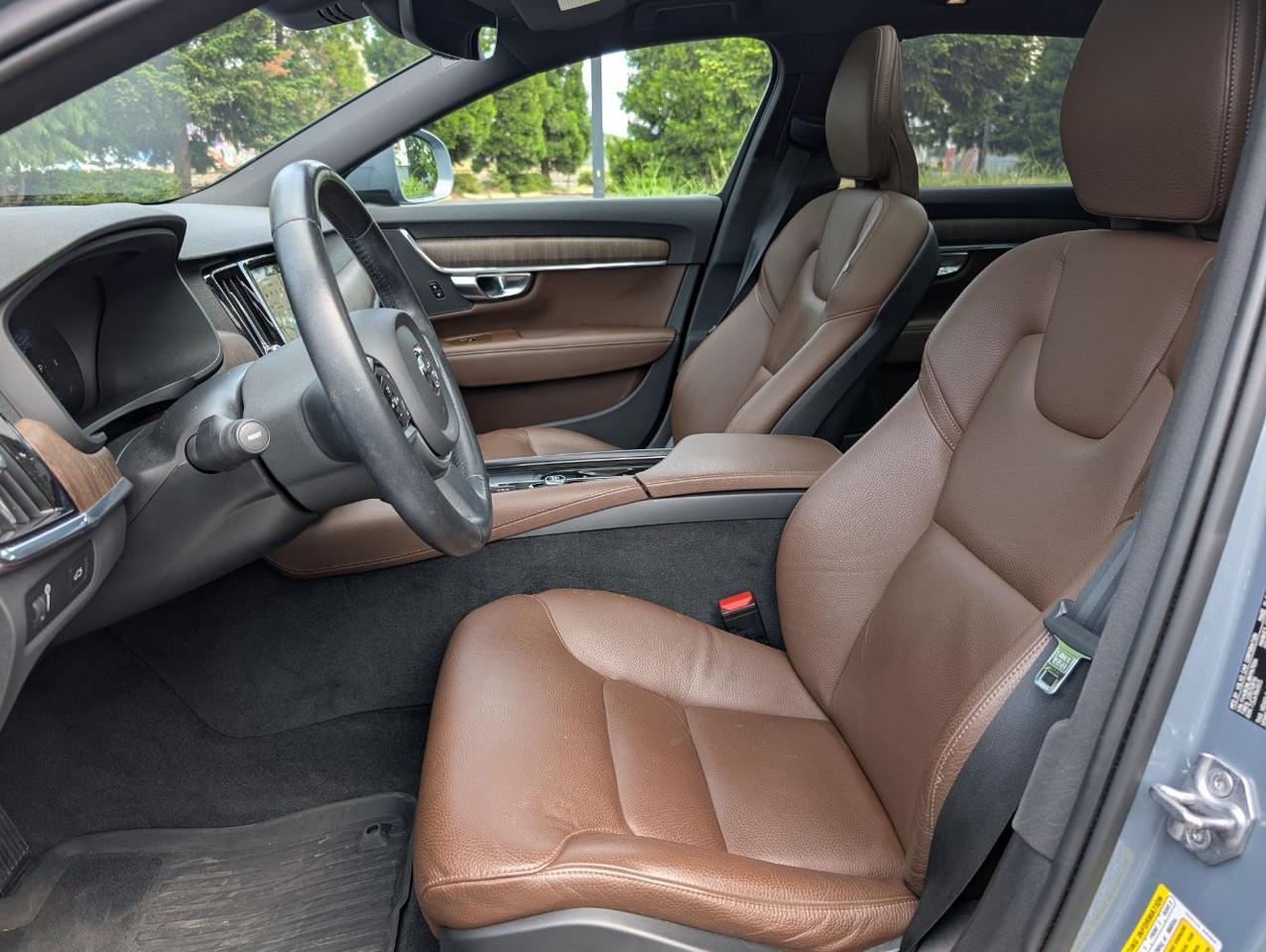 2022 Volvo V90 Cross Country B6 Hybrid AWD | 295hp, High Performance Audio, Pilot Assist * Portland OR