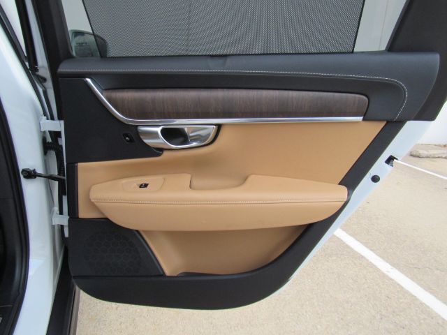2022 Volvo V90 Cross Country B6 Plano TX